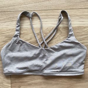 Lululemon Free to Be Bra Light Grey Size 6